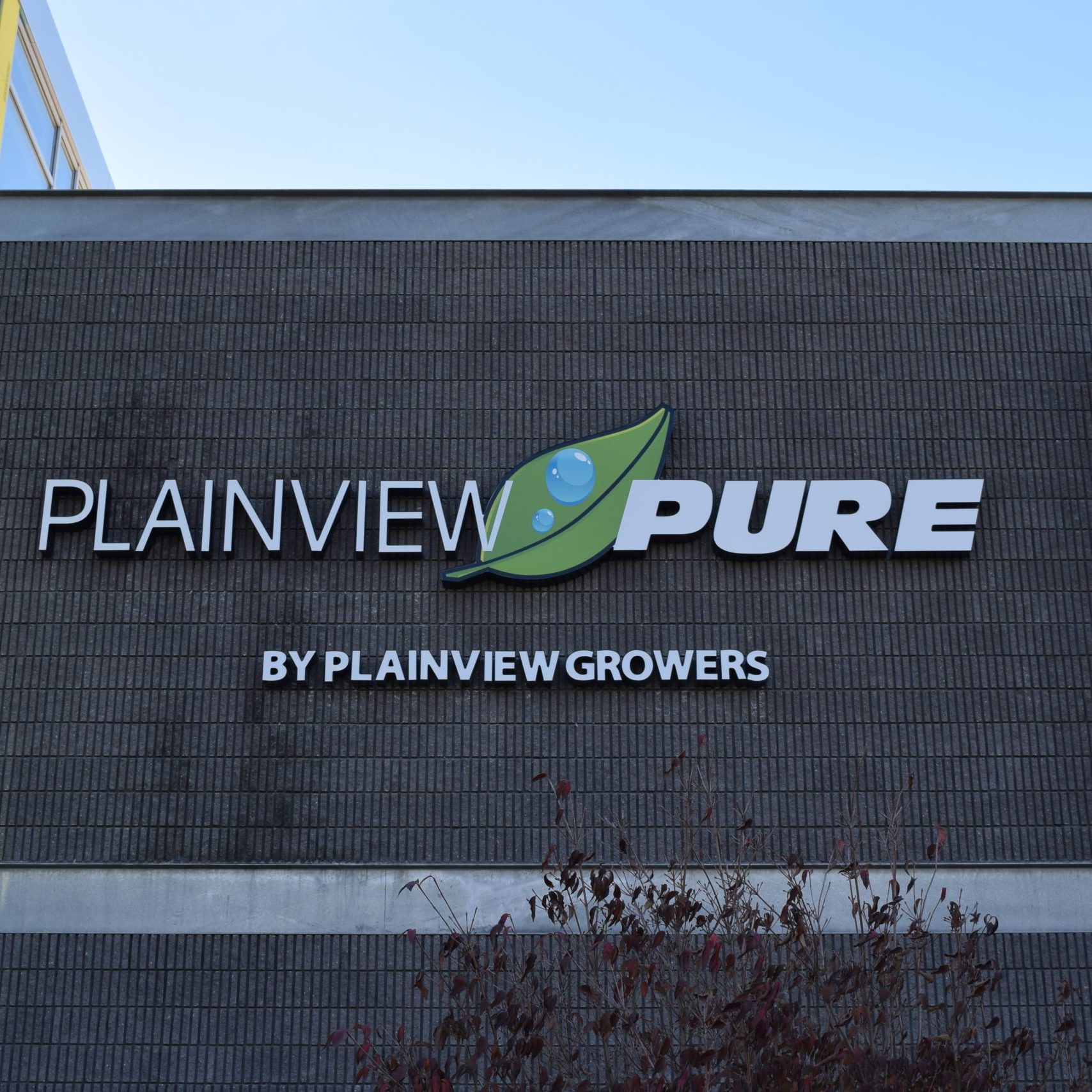 Channel Cut Lighted (1)