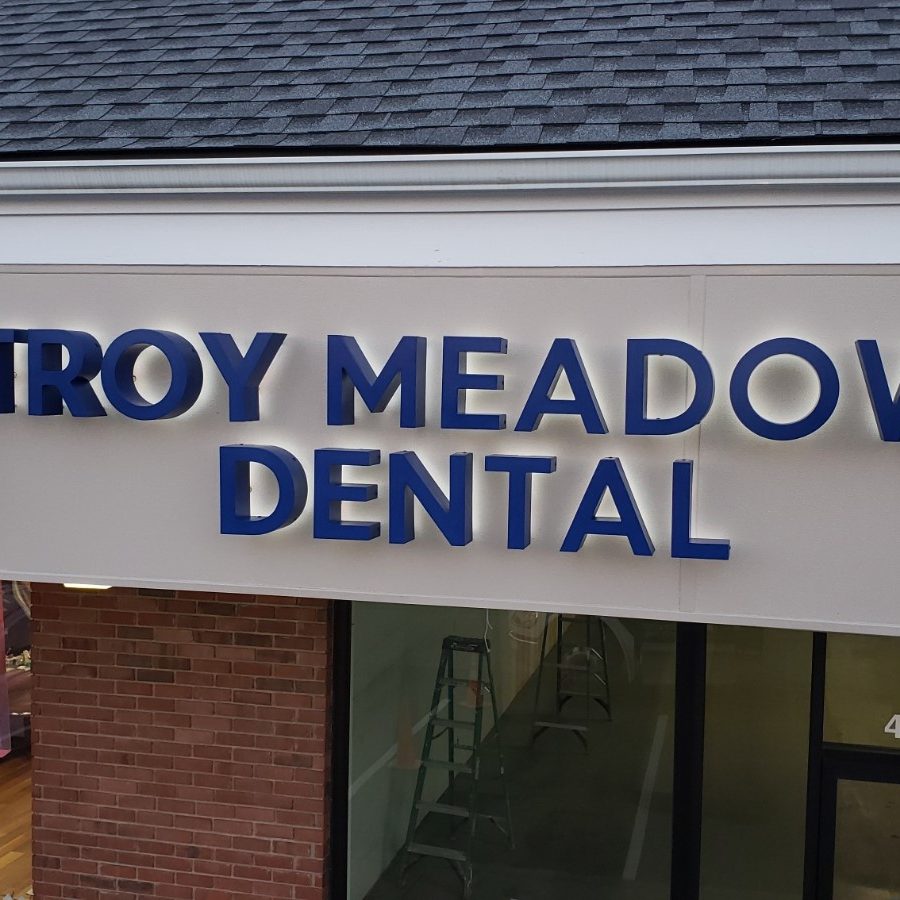 Halo Lighted Channel Cut (1)