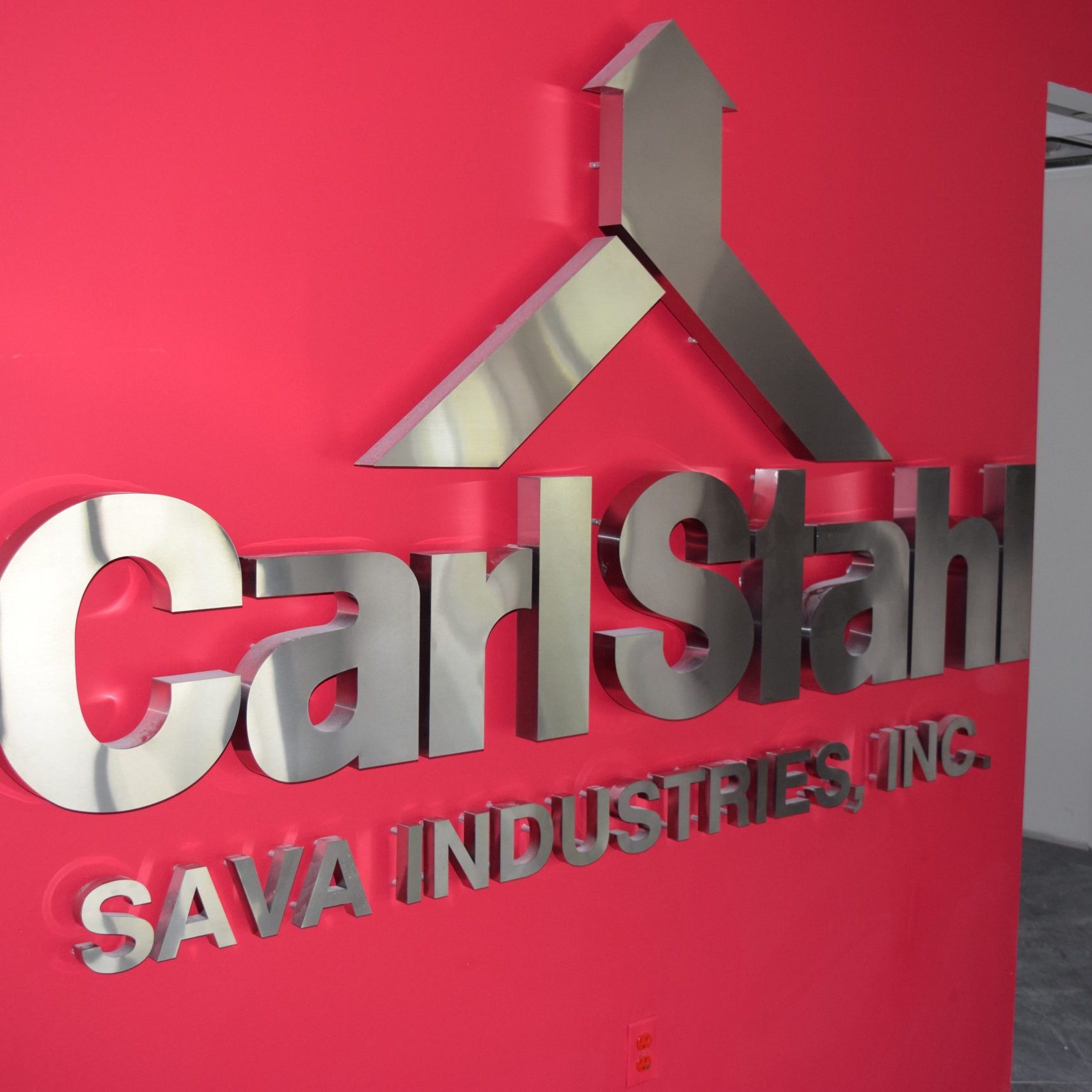 Halo Lighted Channel Cut (8)